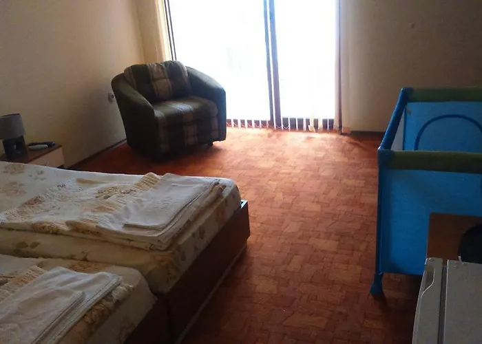 Pri Valyo Πανσιόν